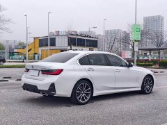 BMW 3 Series 320Li M Sport Package - ფოტო 4