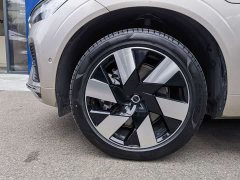 Volvo XC60 Plug-in Hybrid T8 PHEV Long Range AWD Smart Remote Luxury Edition - ფოტო 19