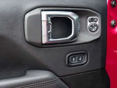 Jeep Wrangler 2022 2.0T High Altitude Bahama Beach Pink Special Edition - ფოტო 18