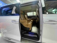 Denza BYD Denza D9 DM-i 980 Four-Wheel Drive Premium - ფოტო 17
