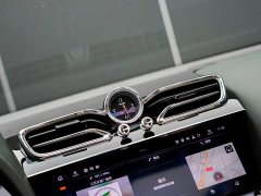 Bentley Bentayga 4.0T V8 - ფოტო 18