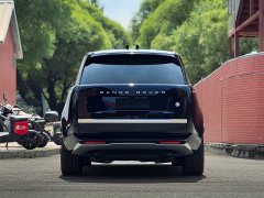 Land Rover Range Rover 3.0 L6 400PS Extended Wheelbase Signature Edition - ფოტო 17