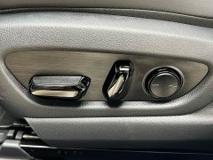Lexus ES 300h Premium Edition - ფოტო 19