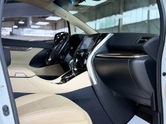 Toyota Vellfire Crown Twin Engine 2.5L HV Premium Edition - photo 14