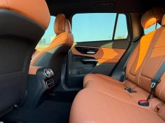 Mercedes-Benz GLC 300 L 4MATIC Dynamic 5-Seater - ფოტო 10