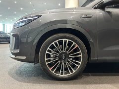 AITO M7 1.5T Intelligent Driving AWD Ultra 5-Seater - ფოტო 4