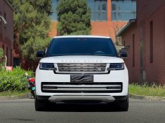 Land Rover Range Rover 2023 3.0 L6 400PS Extended Wheelbase Signature Edition - ფოტო 2