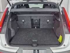 Volvo XC40 B3 Smart Remote Luxury Edition - ფოტო 18