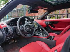 Jaguar F-TYPE P300 75th Anniversary Edition Hardtop - ფოტო 10