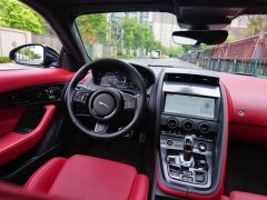 Jaguar F-TYPE P300 75th Anniversary Edition Hardtop - ფოტო 11
