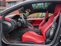 Jaguar F-TYPE P300 75th Anniversary Edition Hardtop - ფოტო 9