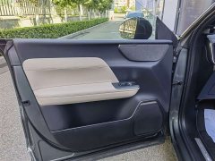 Volvo XC70 Plug-in Hybrid 2026 Two-Wheel Drive Long Range Core - ფოტო 7