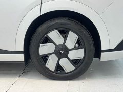 Xpeng X9 Pure Electric 650 Long Range Max - ფოტო 8