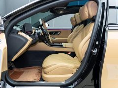 Mercedes-Benz Maybach S-Class 2022 S 680 4MATIC Virgil Abloh Limited Edition - ფოტო 12