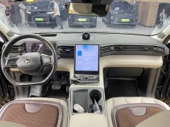NIO ES8 2020 580KM Six-Seater - ფოტო 10