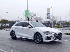 Audi A3 Facelift Sportback 35 TFSI Fashion Sport - ფოტო 3