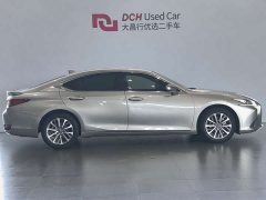 Lexus ES 2021 300h Excellence - ფოტო 3
