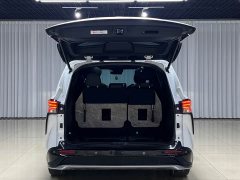 Toyota Gravia Grevias 2.5L Hybrid Premium VIP Edition - ფოტო 6