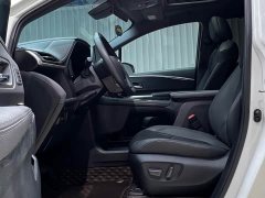 Toyota Gravia Grevias 2.5L Hybrid Premium VIP Edition - ფოტო 7