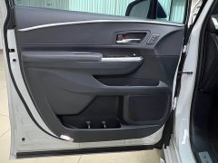 Toyota Gravia Grevias 2.5L Hybrid Premium VIP Edition - ფოტო 8
