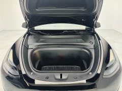 Tesla Model Y Rear-Wheel Drive - ფოტო 7