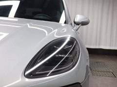 Porsche 2022 Macan 2.0T - ფოტო 11