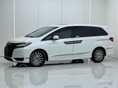 Honda Odyssey 2022 2.0L e:HEV Luxury - ფოტო 1