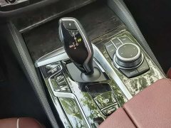 BMW 5 Series 525Li M Sport Package - ფოტო 17