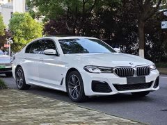 BMW 5 Series 525Li M Sport Package - ფოტო 3