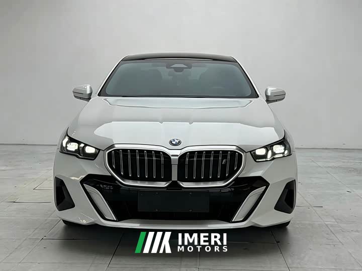 BMW i5 eDrive 35L Premium M Sport Package - ავტომობილი ჩინეთიდან