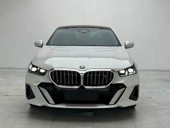 BMW i5 eDrive 35L Premium M Sport Package - ფოტო 1