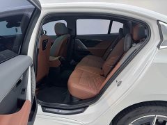 BMW i5 eDrive 35L Premium M Sport Package - ფოტო 11