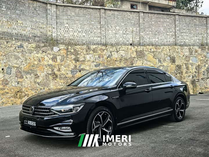 Volkswagen Magotan 2 Million Units Celebration Edition 330TSI DSG Luxury - ავტომობილი ჩინეთიდან