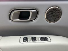 Li Auto i6 Two-Wheel Drive Standard - ფოტო 16