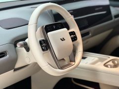 Li Auto i6 Two-Wheel Drive Standard - ფოტო 6