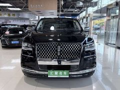 Lincoln Navigator 2022 3.5T Long Wheelbase Presidential Edition - ფოტო 2