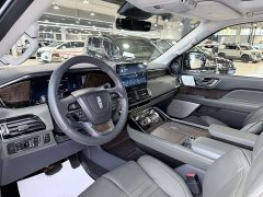 Lincoln Navigator 2022 3.5T Long Wheelbase Presidential Edition - ფოტო 5