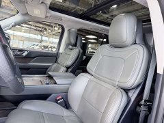 Lincoln Navigator 2022 3.5T Long Wheelbase Presidential Edition - ფოტო 6