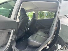 Tesla Model Y Rear-Wheel Drive - ფოტო 6