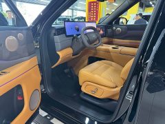 IM Motors Zhiji LS8 66 Ultra Luxury Six-Seater - photo 11