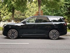 Denza BYD Denza N8L Flagship - ფოტო 15