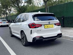 BMW iX3 Facelift Premier - ფოტო 6