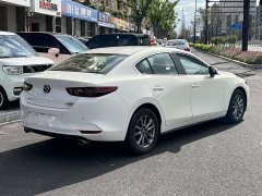 Mazda3 Axela 1.5L Automatic Standard Edition - ფოტო 4