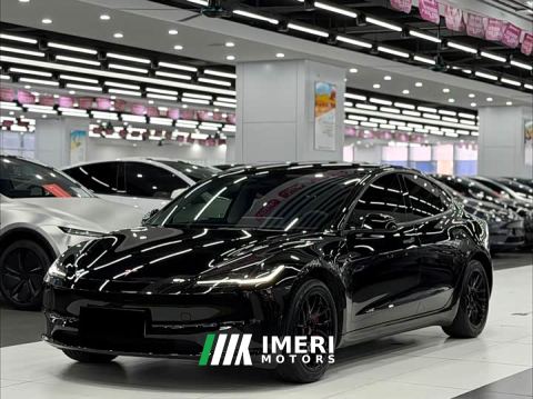 2025 Tesla Model 3 Rear-Wheel Drive
