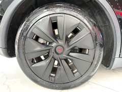 Tesla Model Y Long Range All-Wheel Drive - ფოტო 16