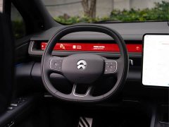NIO ES8 Six-Seat Executive Signature Edition - ფოტო 12