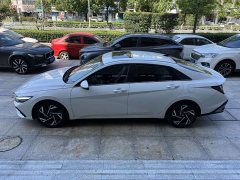 Hyundai Elantra 2023 1.5L CVT GLX Elite - ფოტო 3