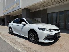 Toyota Camry 2.5Q Premier - ფოტო 3