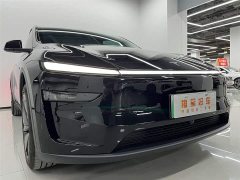 Tesla Model Y Rear-Wheel Drive - ფოტო 11