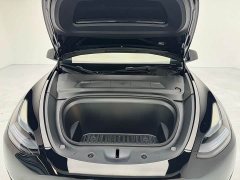Tesla Model Y Rear-Wheel Drive - ფოტო 2